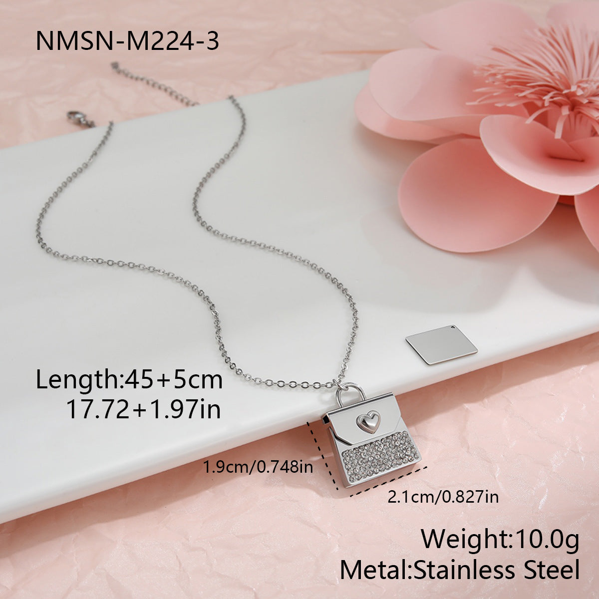 Valentine's Day gift: heart necklace